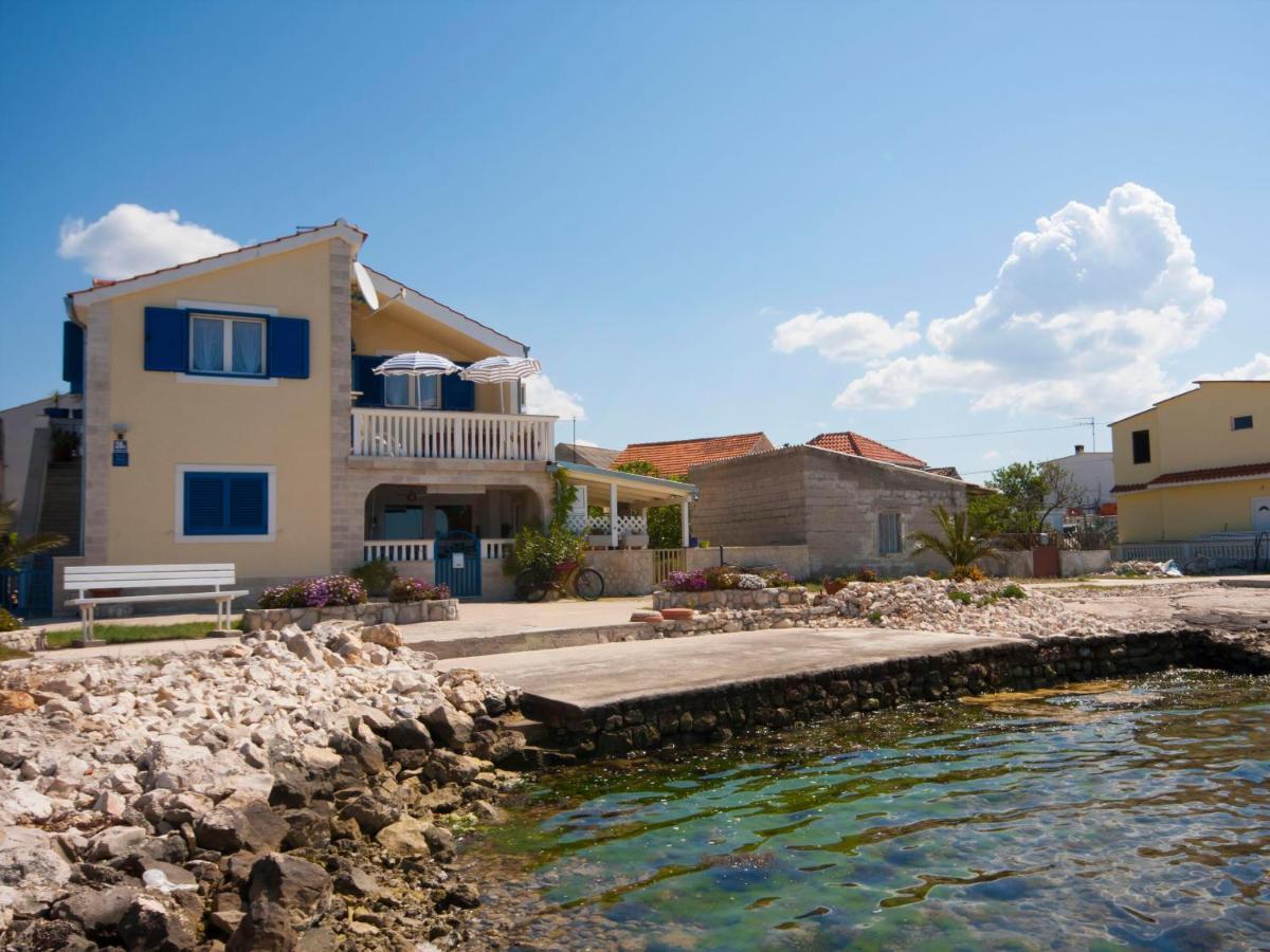 Apartments Grivicic Krapanj Exterior photo